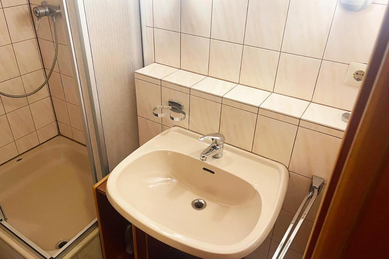 One Room Apartment in Bergisch Gladbach Exterior foto